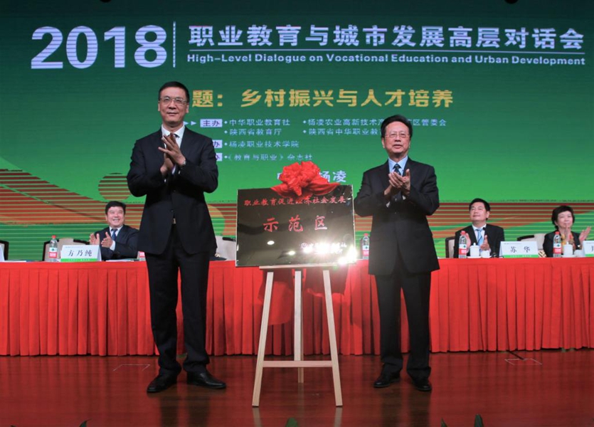 1531446781411653.jpg 1531442878630854.jpg