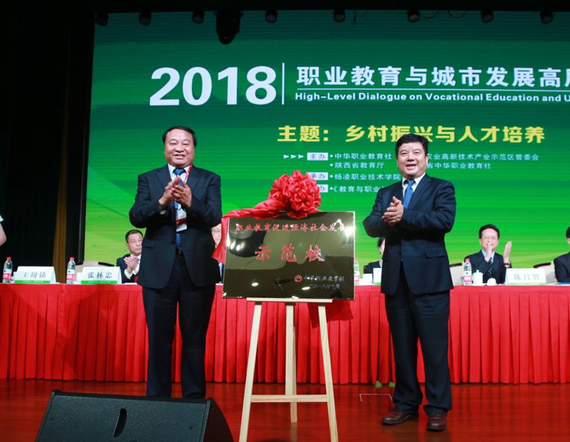 1531446799252574.jpg 1531442878923390.jpg