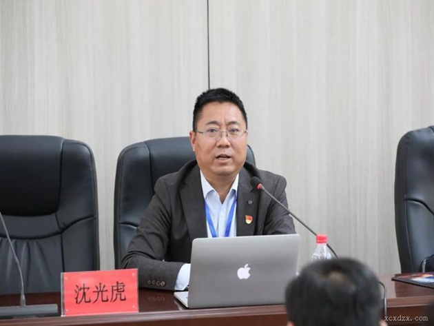 1636616922283064.jpg 西昌職校舉行中國(guó)共產(chǎn)黨西昌市第十次代表大會(huì)精神專場(chǎng)宣講會(huì).jpg