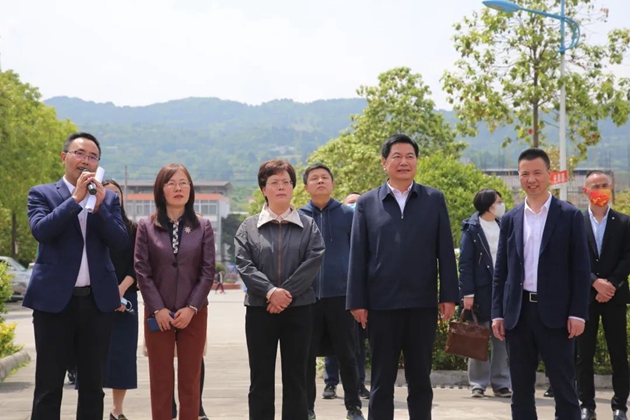 1650505960681777.jpg 3.jpg