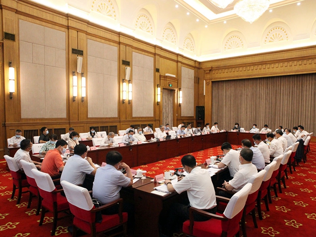 1661911541888244.jpg 全國政協(xié)調(diào)研組在哈爾濱召開調(diào)研座談會.jpg